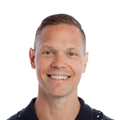 Chiropractor Elliot Lysyk of Arise Chiropractic and Wellness